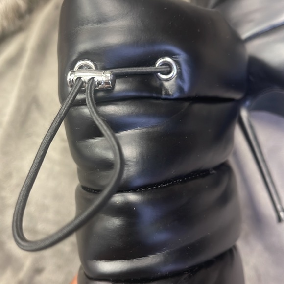 Steve Madden quilted heel bootie - Picture 8 of 10